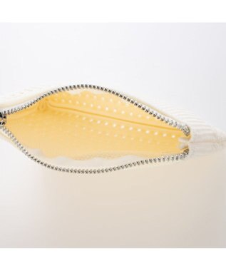 UNBILLION カカトゥ kakatoo / ソフトメッシュキューブバッグ アイボリー