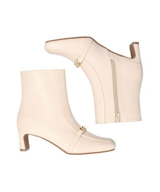 Bridget Birkin 【Bridget Birkin】アクセサリーチェーンショートブーツ アイボリー