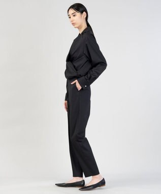 23区 【エステータ】ウールシルクギャバジン パンツ ブラック系