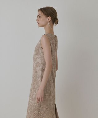 GRACE CONTINENTAL コ－ド刺繍タイトドレス ベージュ