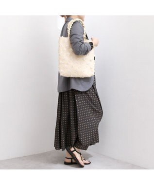 UNBILLION カシュカシュ cachecache / 3Dフラワー刺繍トート LBE