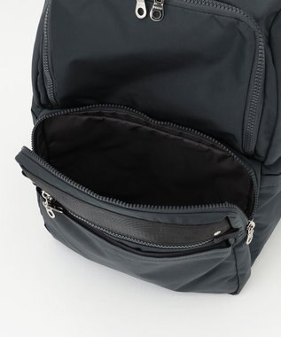 Y'SACCS テープデザイン　トラベルデイパック ダークグレー