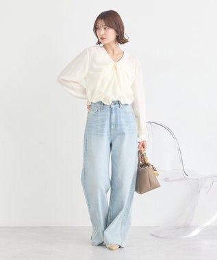 earth music&ecology フロントツイストブラウス Ivory