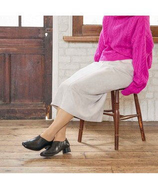 ing <ing>【WEB限定】【サスティナブルシリーズ】甲深デザインパンプス ブラック