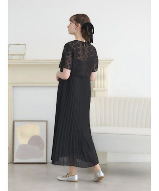 earth music&ecology ＳＥＴ２点　オーガンジー刺繍＋プリーツワンピース Black