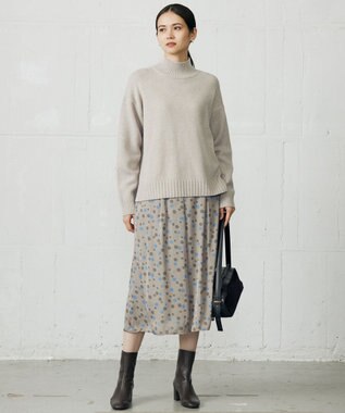 自由区 ウールカシミヤブレンドスパンコールハイネック ニット ベージュ