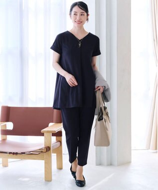 Tiaclasse L 【UVカット・吸水速乾】 “きれい見え” カットソーテーパードパンツ ネイビー