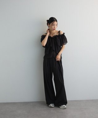 Green Parks マルチＷＡＹオフショルフリルブラウス Black