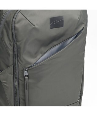 ACE BAGS & LUGGAGE W&.Day/Night トゥキ スクエアリュック A4サイズ 13.3インチPC収納 20511 ダブルアンドデイナイト ダークグレー