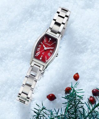 CITIZEN 【数量限定モデル】レッドの文字板が印象的な電池交換不要トノー型ウオッチ