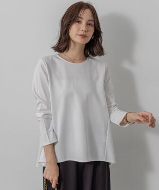 組曲 L バックフレアロングＴシャツ ホワイト系