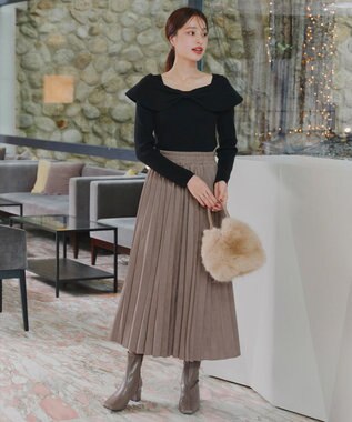 Tiaclasse 【新色追加】スエードポンチプリーツスカート グレージュ