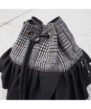 LA BAGAGERIE 【インスタグラマー chiyoさん×LA BAGAGERIE】フリルバケットバッグ グレー