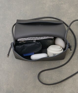 IACUCCI ＜Oggi 10月号掲載＞アルブメ ALCE グレー