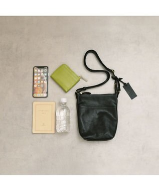 UNBILLION アトランタ ATLANTA / 牛革縦ミニショルダー ブラック