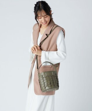 LA BAGAGERIE 【veganview】v piece mesh bucket bag カーキ