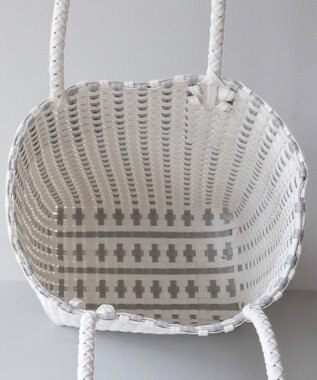 Tiaclasse メルカドウーヴンバッグ ホワイト