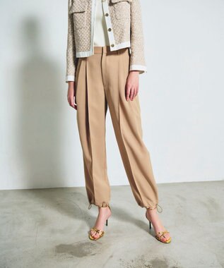 GRACE CONTINENTAL ストレッチスラブタックパンツ ベージュ