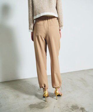 GRACE CONTINENTAL ストレッチスラブタックパンツ ベージュ