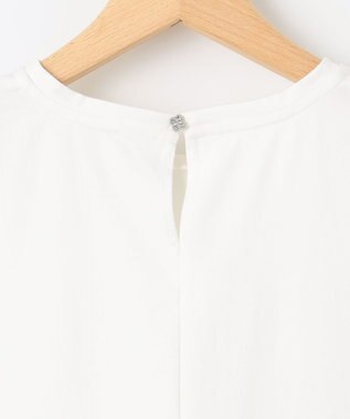 組曲 L フレンチスリーブカットソー アイボリー系