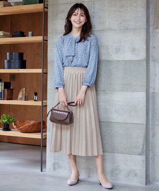 Tiaclasse 【新色追加】スエードポンチプリーツスカート アイボリー