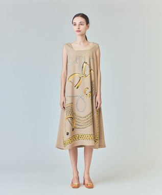 GRACE CONTINENTAL ジュエリーモチーフドレス ベージュ