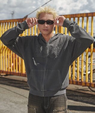 WEGO 【ユニセックス着用ITEM】ピグメントダメージアップリケZIPパーカー スミクロ