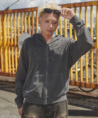 WEGO 【ユニセックス着用ITEM】ピグメントダメージアップリケZIPパーカー スミクロ