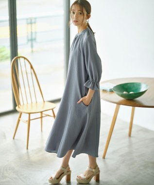 組曲 【WEB限定】クレープストレッチ シャツワンピース ダスティブルー系