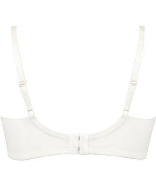 Wing ブラジャー これ1枚できれいシルエット 脇高設計 脇から背中すっきり 【スタイルアップブラ】 ブラ KB2900 ウイング／ワコール アイボリー