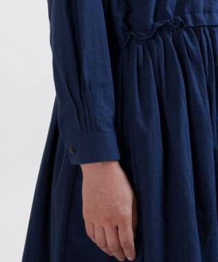 muuc 花刺繍モチーフのコットンローンワンピース ネイビー