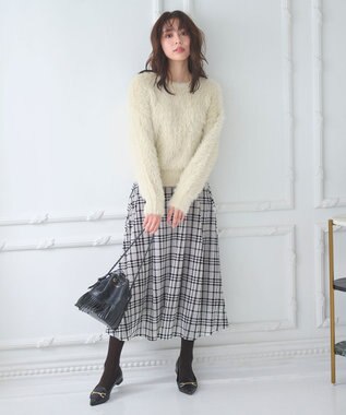 Feroux 【選べる4カラー】ゆるふわシャギー ニット ベージュ系