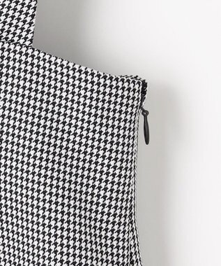 Feroux 美シルエットレース ジャンパースカート ホワイト系2