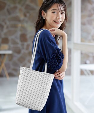 Tiaclasse メルカドウーヴンバッグ ホワイト