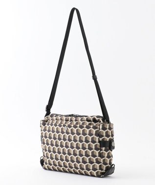 Y'SACCS キュービックモノグラム　スクエアショルダー チョコ