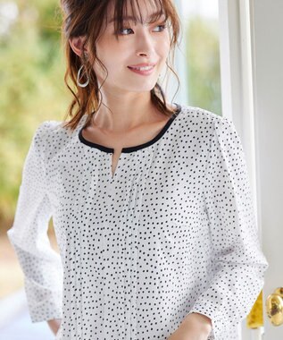 Tiaclasse 【洗える】大人上品な配色ピンタックブラウス オフドット