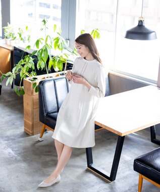 Tiaclasse L 【ダブルクロス】【洗える】フリルドレープワンピース グレージュ