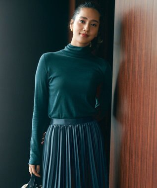 23区 【洗える】レザーライク プリーツスカート ダークグリーン系