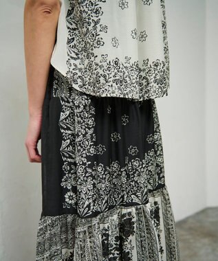 GRACE CONTINENTAL バンダナティアードスカート ブラック