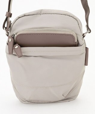 Y'SACCS ポリエステルツイル ポシェット グレージュ