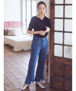 earth music&ecology Ｌｅｅ×ｅ．ｍ．ａ．ｅ．スリットフレアデニムパンツ Light Indigo