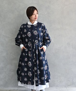 muuc 〈2WAY〉〈コットン×リネン〉〈高品質なドライタッチ生地〉〈遠州織物の工場で織られた上質なコットン生地〉野小花刺繍 羽織り＆ワンピースドレス ネイビー