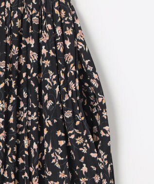 組曲 L ギャザーライトデシン パンツ ブラック×ピンクフラワー系