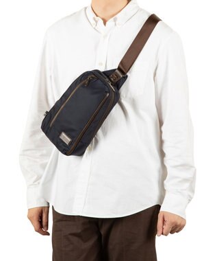 ACE BAGS & LUGGAGE Arcapel バネオ ボディバッグ 68831 アルカペル ネイビー