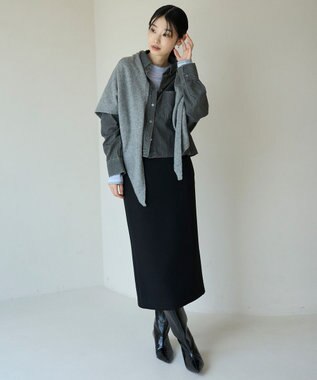 UNFILO 【WEB/一部店舗限定】ふわふわニット 三角ストール グレー