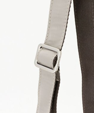 Y'SACCS ポリエステルツイル ポシェット グレージュ