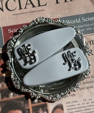 WEGO Lメタルロゴパテッドバレッタ サックス