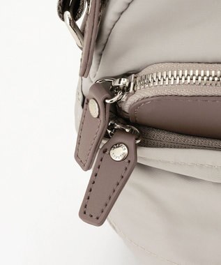 Y'SACCS ポリエステルツイル ポシェット グレージュ