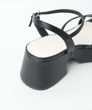 WEGO バルキーヒール細ストラップサンダル ブラック