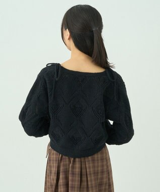 earth music&ecology ＳＥＴ２点刺繍ビスチェ＋カーディガン Black